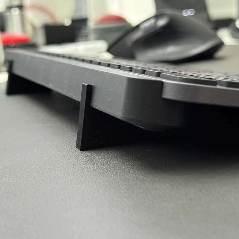 Ergonomic Desk Setup Keyboard - Supporto per tastiera, piedini rialzati ergonomici
