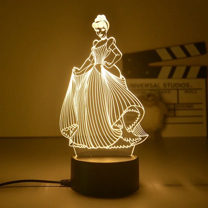 Lampada LED 3D Principesse Dis - Desk Setup Light recensione e prezzo