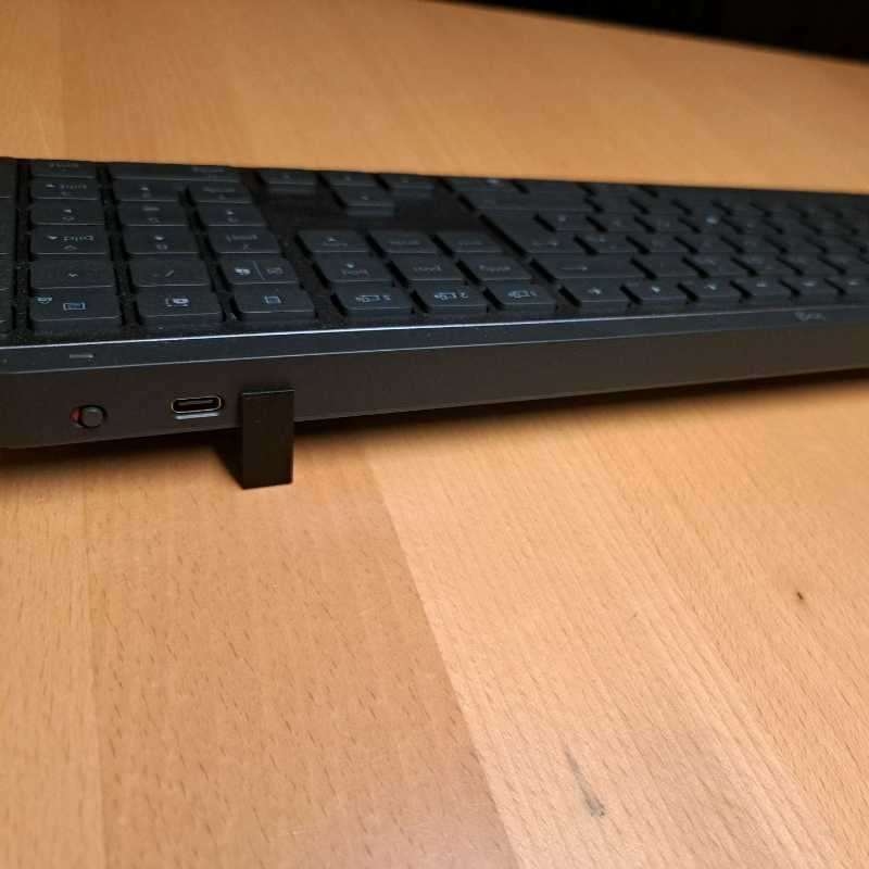 Supporto per tastiera, piedini - Ergonomic Desk Setup Keyboard recensione e prezzo