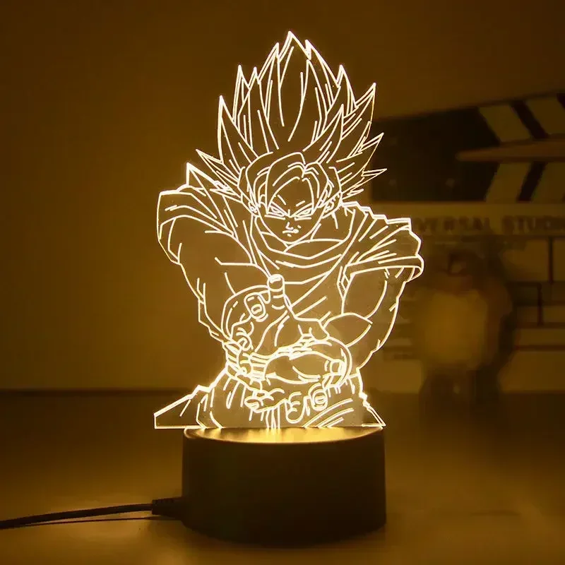 Dragon Ball Z Super Saiyan Veg - Desk Setup Light recensione e prezzo