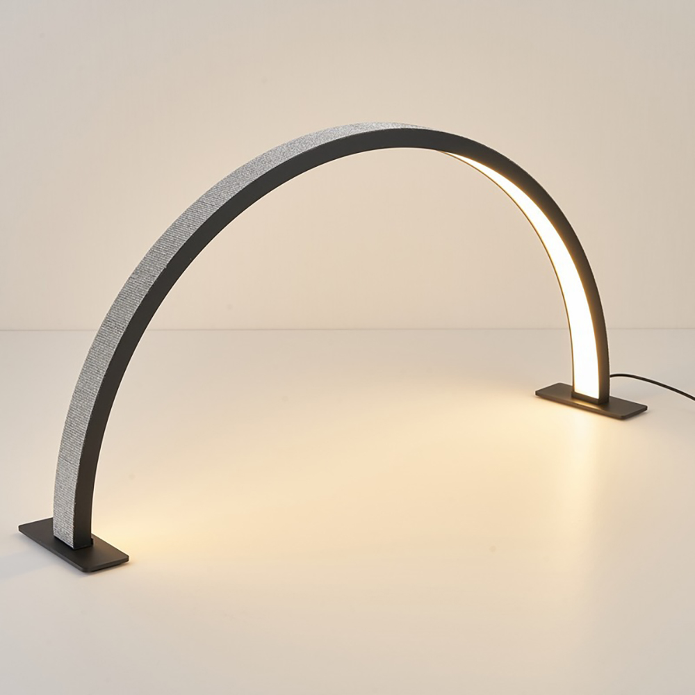 Lampada per unghie 40/66CM con - Desk Setup Equipment recensione e prezzo
