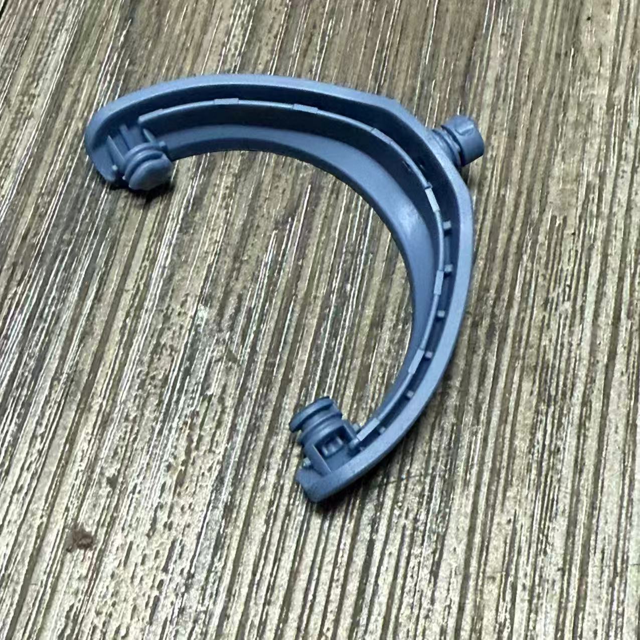 Staffa girevole per cerniera p - Headphone Hook Under recensione e prezzo