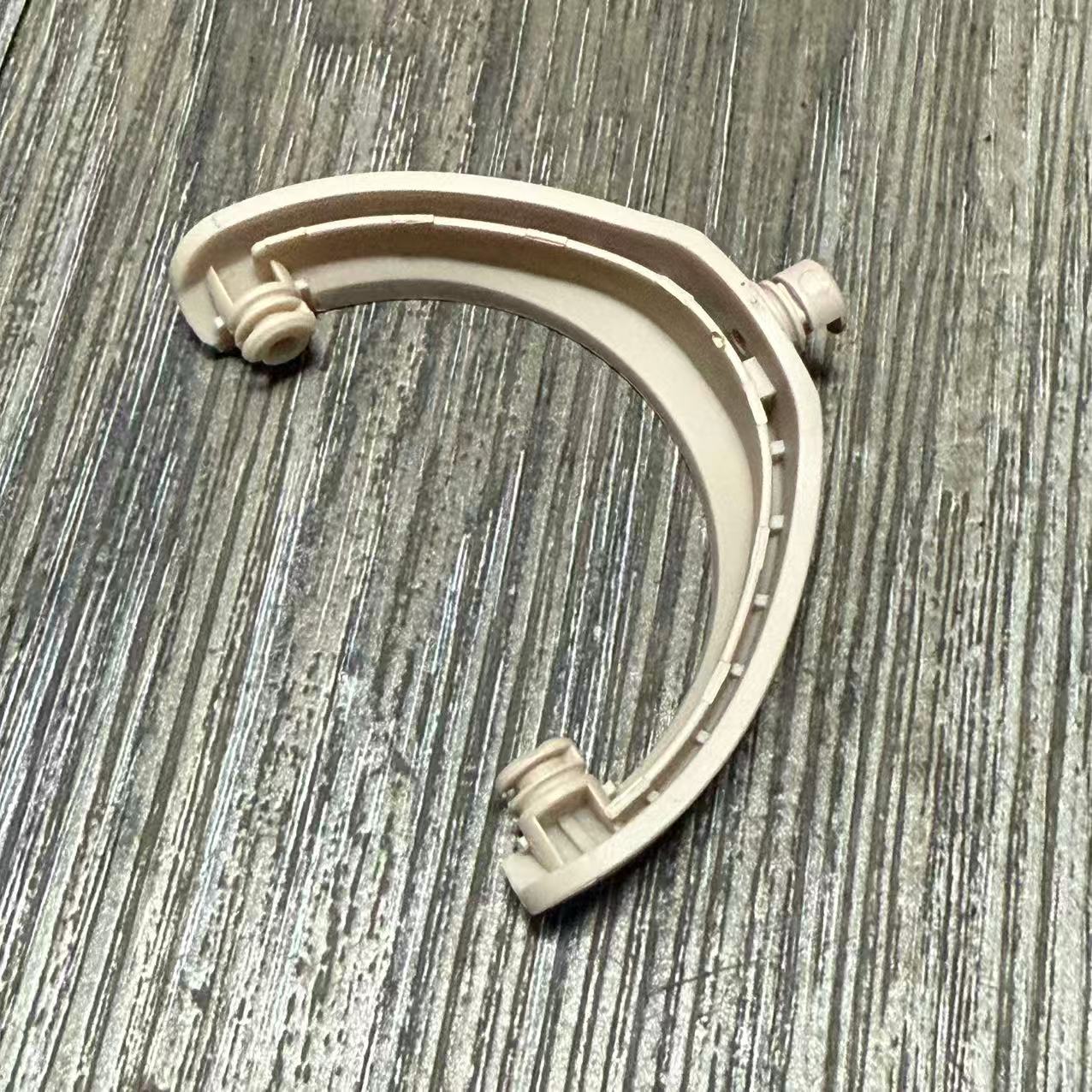 Staffa girevole per cerniera p - Headphone Hook Under recensione e prezzo